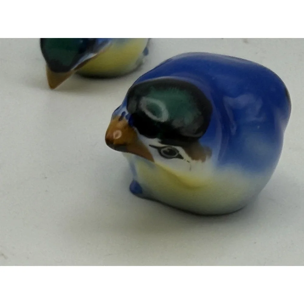 Pair Royal Doulton Fledgling Bird Figurines HN137B & HN145A 1917-1936